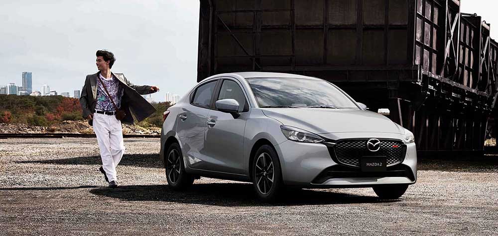 mazda-2-nuevo-color-gris-aereo-precios