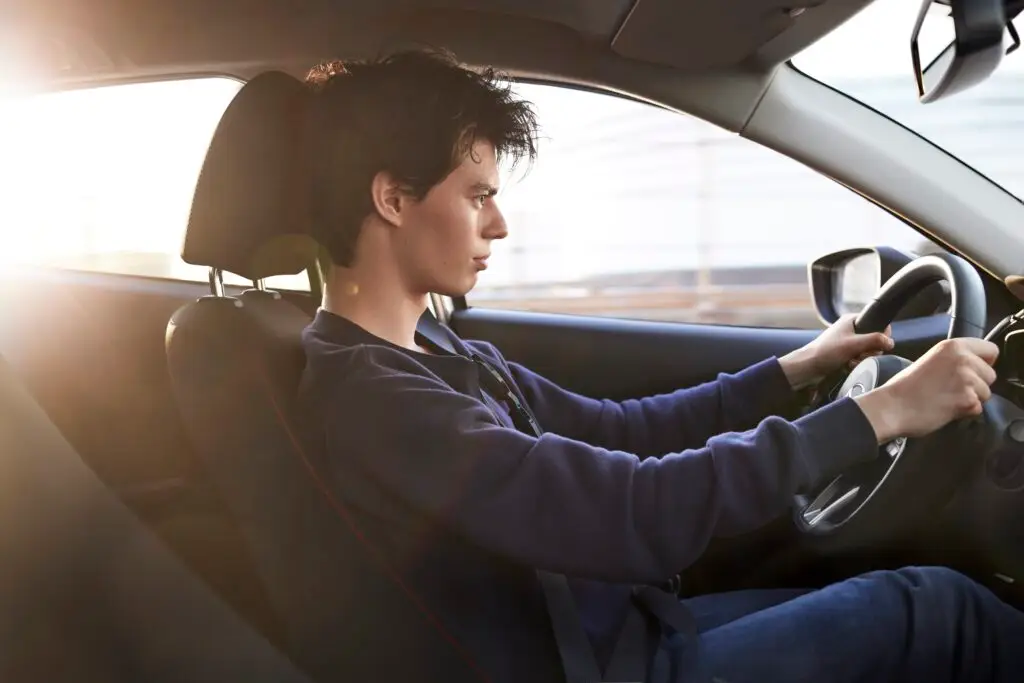 RS66241_2022_Mazda2_IPM6_GER_LHD_BRD_C13_HB_SDN_INT_Driving_Until_Nov_2025