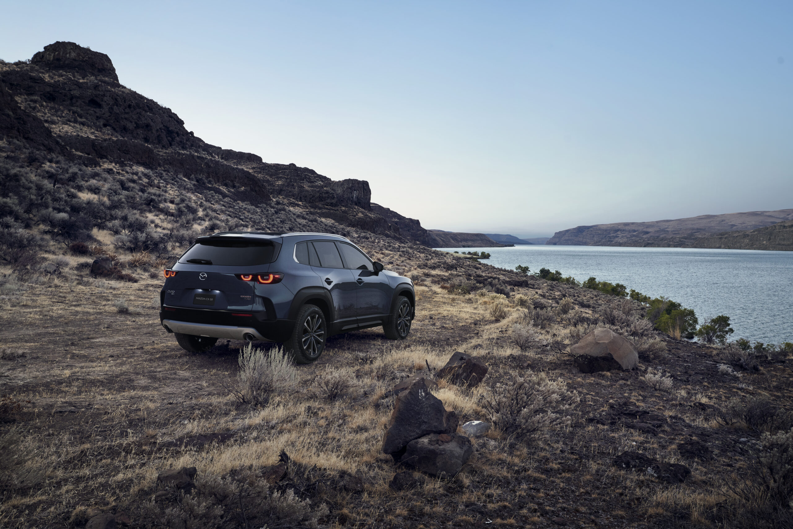 RS74449_VG06LAA_Mazda_CX-50_2024_Versiones_Grand_Touring_Signature_2.5L_Turbo_Exterior_012